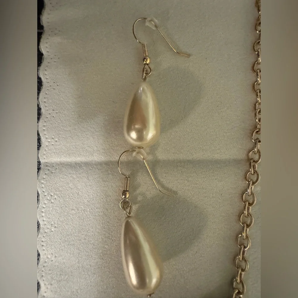 Classic Gold and Faux Pearl Teardrop Statement Necklace & Earrings Set